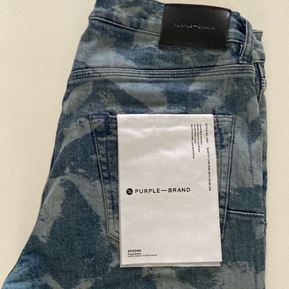 I’m selling a pair of purple jeans. Brand new,brought them out of Nordstrom. - Picture 2 of 5